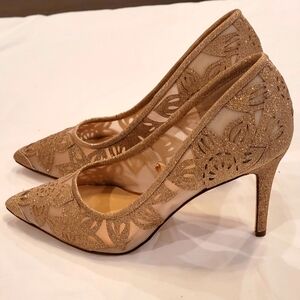 Jessica Simpson Gold Glitter heels